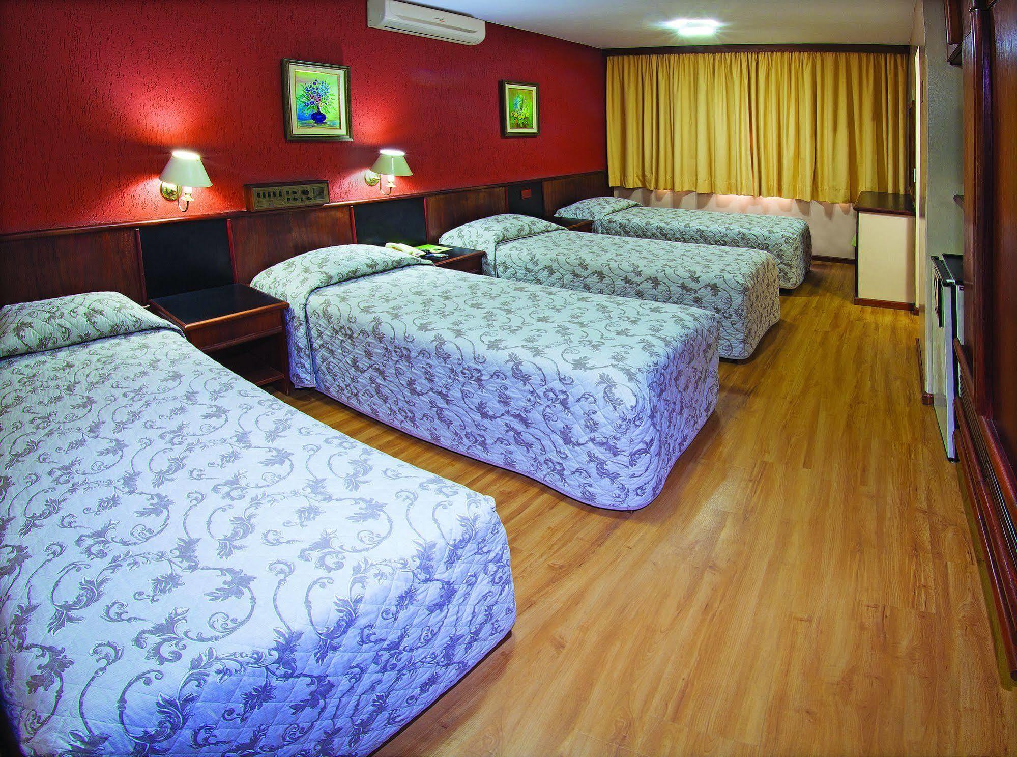 קוריטיבה Lira Hotel מראה חיצוני תמונה