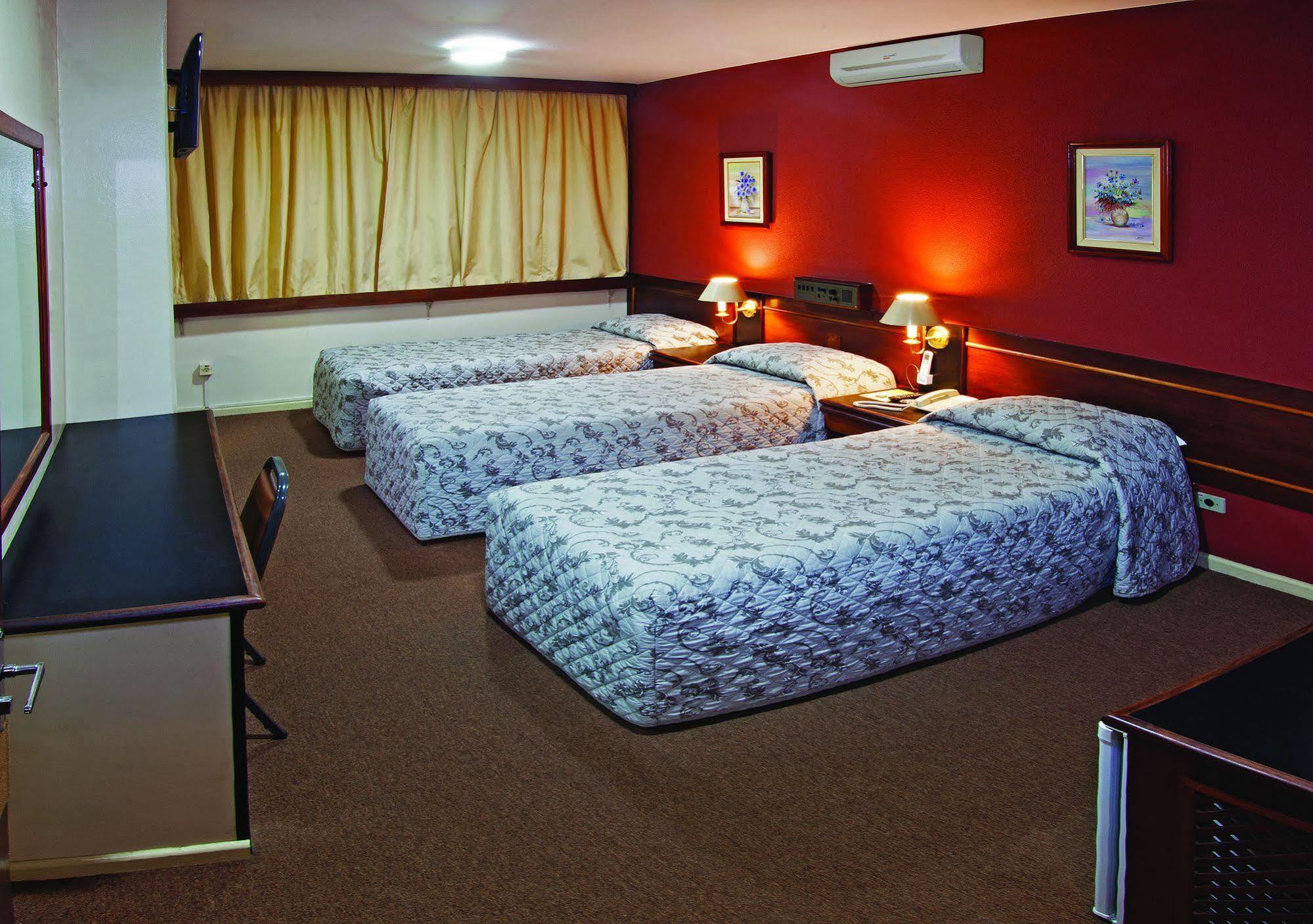 קוריטיבה Lira Hotel מראה חיצוני תמונה