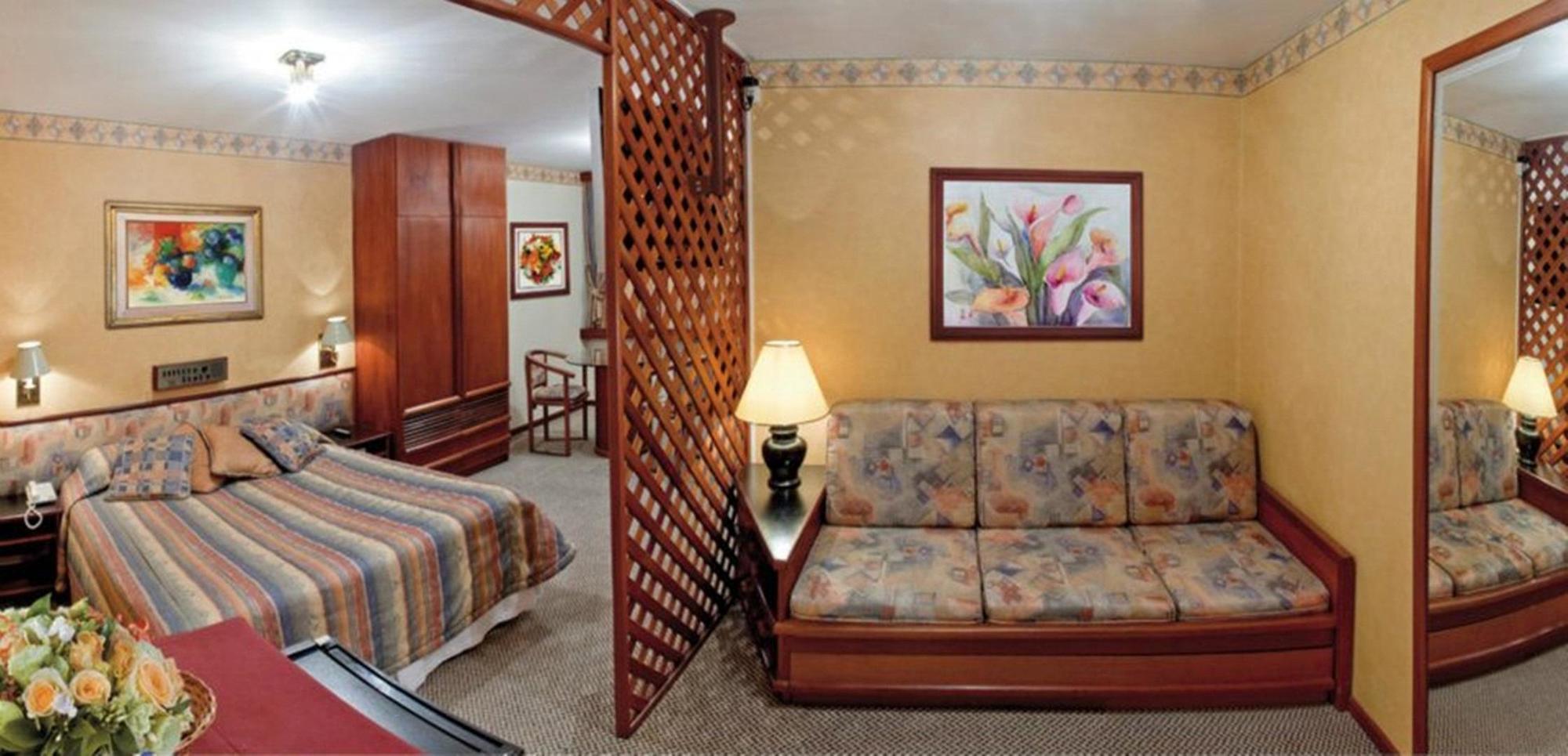 קוריטיבה Lira Hotel מראה חיצוני תמונה